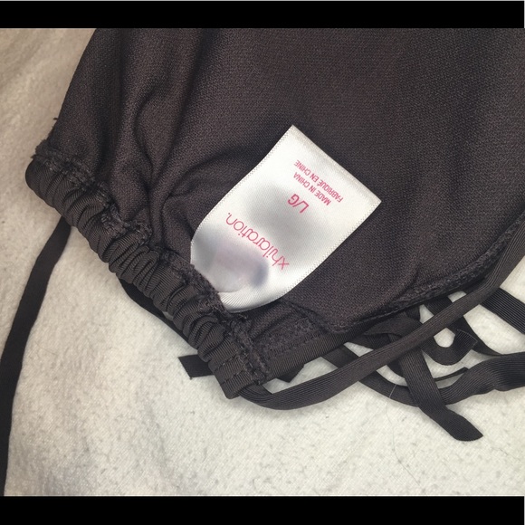 Tasseled Bandeau Swim Top - Picture 3 of 3